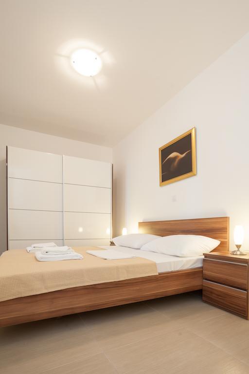 Apartments Lofiel Novalja Pokój zdjęcie
